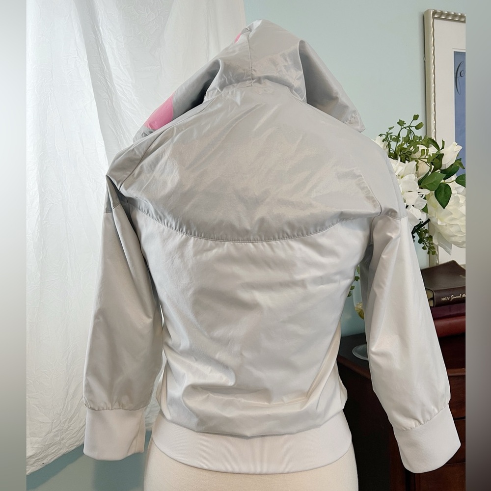 Nike Windrunner - Picture 7 of 14